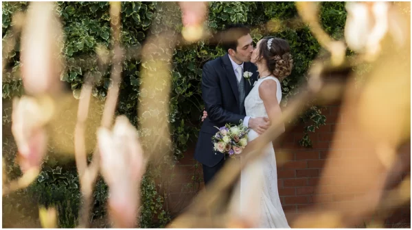 Curradine Barns, Shrawley, Wedding Photographer