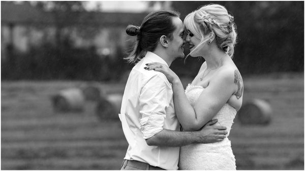 curradine barns wedding field photo grace ben